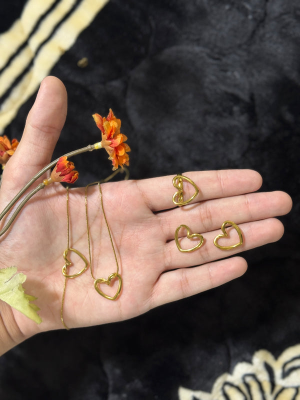 Open Heart Jewelry Set - Set of Necklace, Bracelet, Ring and Earrings - Golden