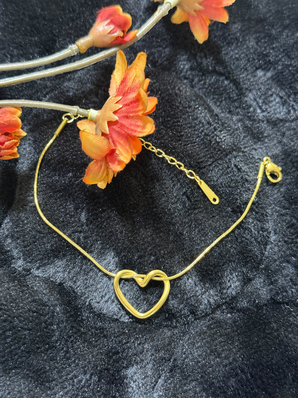 Open Heart Bracelet - Golden